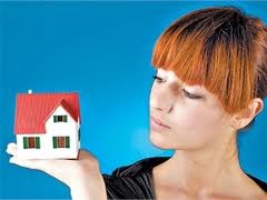 Банк выгнал семью с несовершеннолетними детьми жить в подъезд