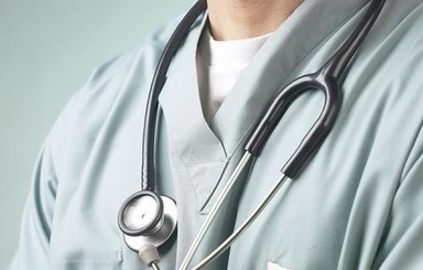 Украинский хирург научился удлинять пациентам ноги и руки