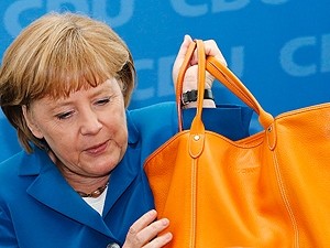 Евродепутаты позвали Меркель на встречу с Тимошенко