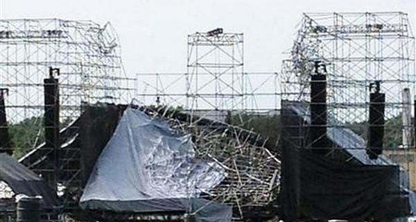 Перед концертом британской группы Radiohead рухнула часть сцены: один погиб