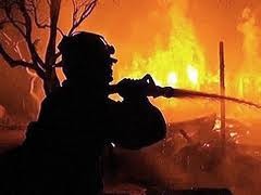 Возле Днепропетровска уже сутки пылает громадная свалка