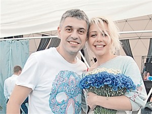 Кароль с семьей передумала переезжать в роскошный трехэтажный коттедж 