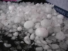 На Макеевку обрушилась стена града