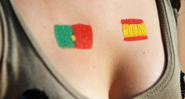 Ради победы испанцы готовы целовать уголь