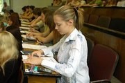 Преподаватель университета сутки принимала экзамен у студентов