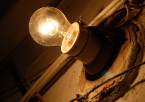 В Украине ветер оставил без света 124 населенных пункта