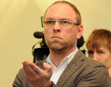 Машину Власенко обстреляли зеленкой