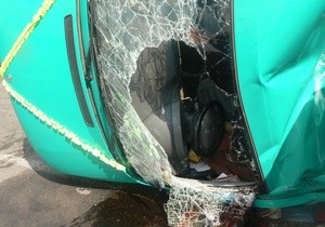 В "свадебном" ДТП в Полтавской области пострадали 17 человек