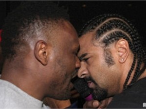 Хэй отправил в нокаут Чисору в пятом раунде