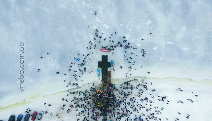 Крещенские купания в Киеве с высоты птичьего полета