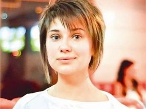 22-летнюю крымскую журналистку Ольгу Потапову убили ради мобильника?