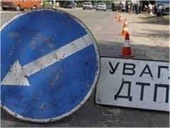 В Крыму турист сбил двух прохожих и протаранил грузовик