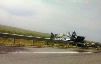 В День ВДВ под Одессой перевернулись бронетранспортеры