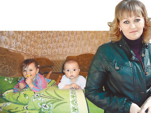 Четырехлетняя Николь разбудила маму, которая 9 месяцев пробыла в коме