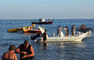 Трагедия на воде в Судаке: при столкновении катера и теплохода погибла женщина, ребенок в коме