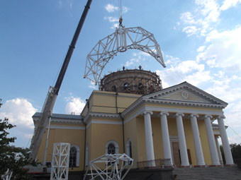 Болградский храм получил новый купол