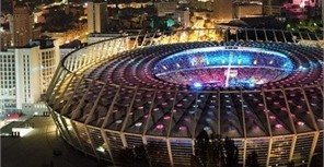 Интересные выходные: отмечаем Медовый спас, фотографируемся на диване из травы, знакомимся с жизнью Фриды Кало и болеем за 