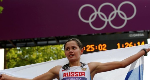 Россиянка Лашманова выиграла золото в ходьбе на 20 километров на Олимпиаде в Лондоне
