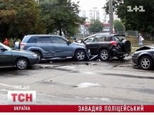 В Киеве столкнулись сразу шесть машин