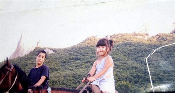 В Крыму попрощались с 10-летней внучкой Мустафы Джемилева