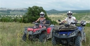 В Крыму двое туристов из России насмерть разбились на квадроцикле 