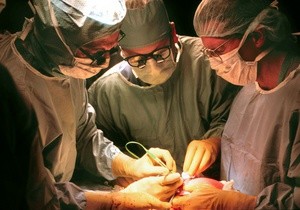 В Харькове провели уникальную операцию на почке – отдельно от тела пациентки 