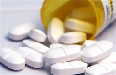 В Украине ограничат продажу лекарств от кашля и обезболивающих