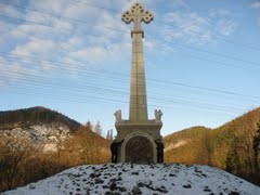 На Львовщине торжественно открыли памятник князю Святославу