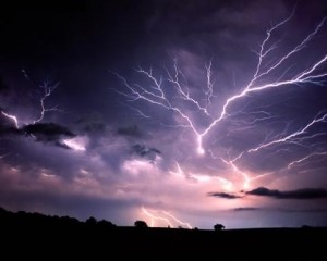 На Украину надвигаются грозовые дожди 