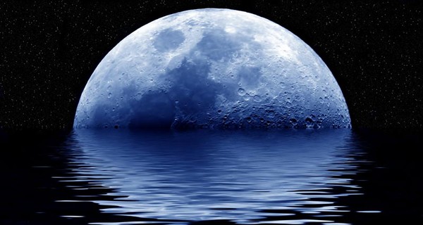 31 августа земляне смогут  увидеть восхитительную голубую Луну
