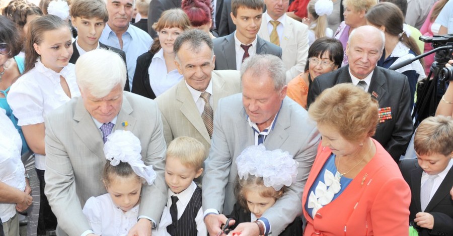 НИБУЛОН повсеместно способствует воспитанию в школах новых лидеров и успешных людей