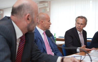 Информация о земле станет общедоступной, а количество бумаг уменьшится 