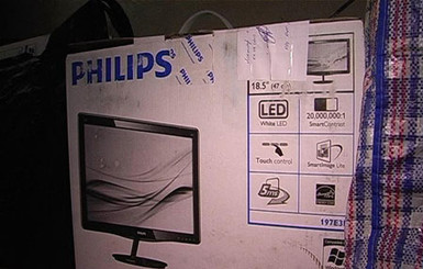 Задержали двух злоумышленников, которые обворовали  горсовет Запорожья 