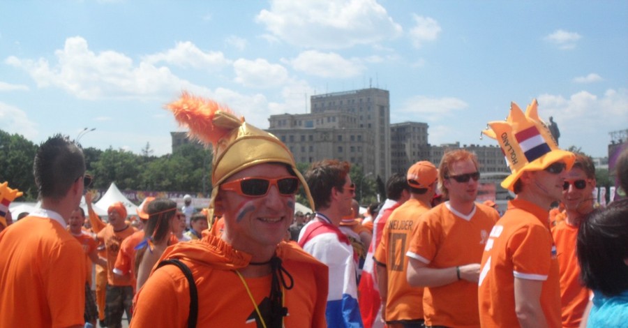 Только треть посетителей матчей Евро-2012 хотели бы вернуться в Украину