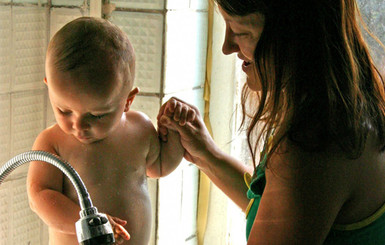 Киевлян опять оставили без горячей воды - отопительный сезон под угрозой срыва 