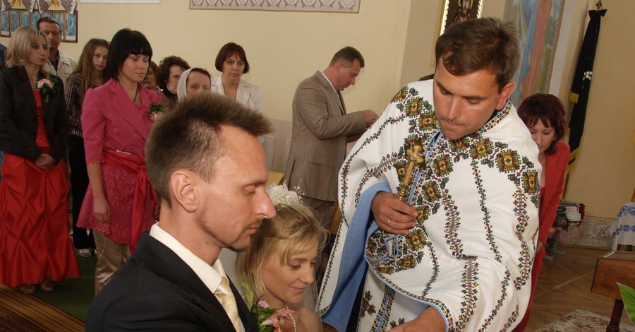 Свадьба по-божески: где женятся верующие харьковчане