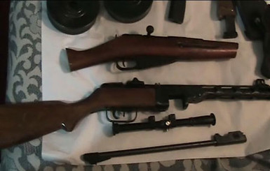 В Запорожье мужчина торговал оружием через Интернет