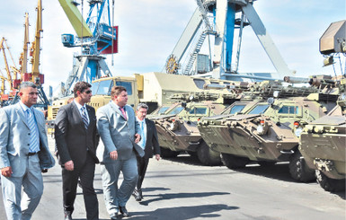 Украинские БТРы отправлены в Ирак 