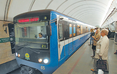 Половина составов киевского метро нуждается в замене 