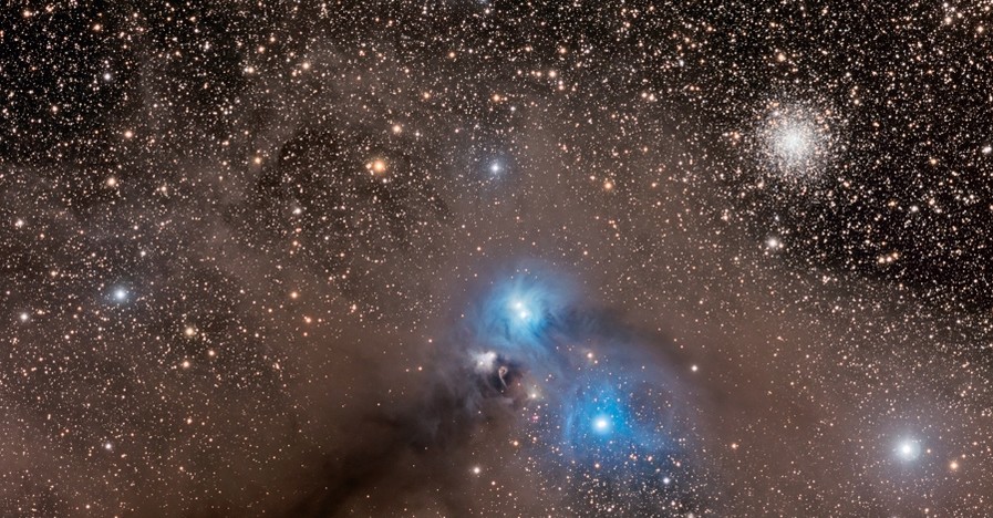 Астрономы обнародовали снимки невероятно красивой туманности 