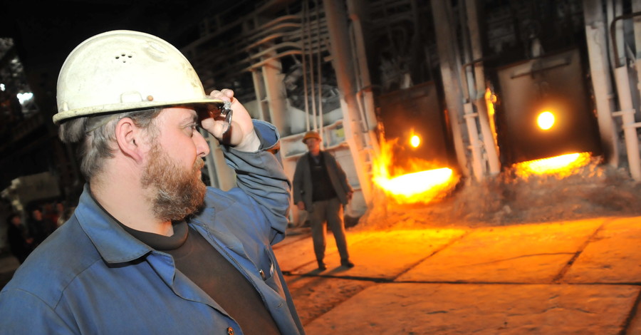 Кризис в металлургии: у донецких сталеваров нет работы