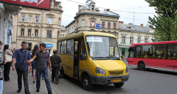 Транспортная революция продолжается: Пригородные автобусы не должны заезжать в центр!