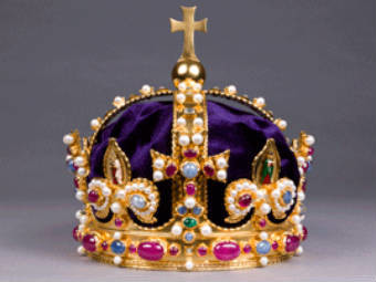 В Великобритании воссоздали легендарную корону Генриха VIII