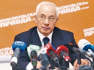 Азаров рассказал, чего просит Россия за скидку на газ до $ 160