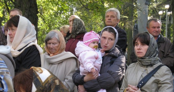 Во Львове давка среди верующих, желающих помолиться православной святыне