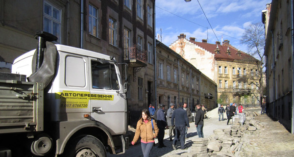 Большой ремонт: Улицу Короленко откроют 26 ноября