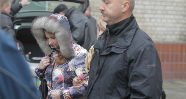 Сотрудник похоронного бюро отказался нести гроб Мазурка