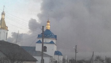 Пожар и взрывы на складе боеприпасов в Балаклее