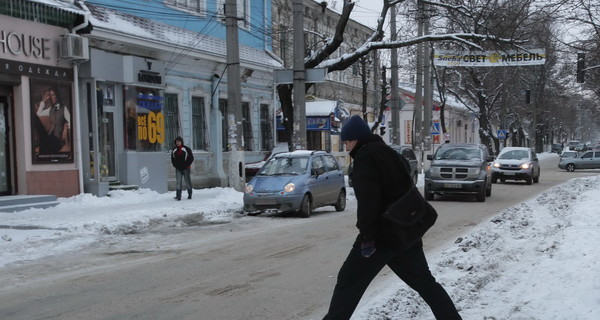 Ждем зиму на полуострове: Коммунальщики запасаются песком, а энергетики боятся ледяного дождя