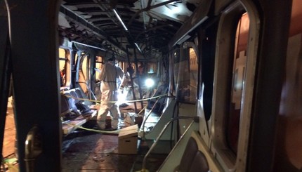 Фото взорванного метро в Питере изнутри